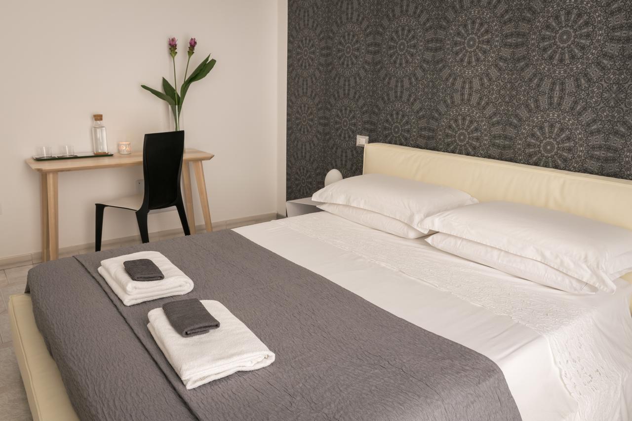 B&B Le Giravolte Lecce Ngoại thất bức ảnh
